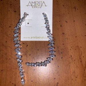 Beautiful silver earrings!